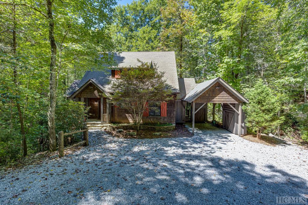 158 Holly Forest Court, Sapphire NC Real Estate Listing MLS 100710