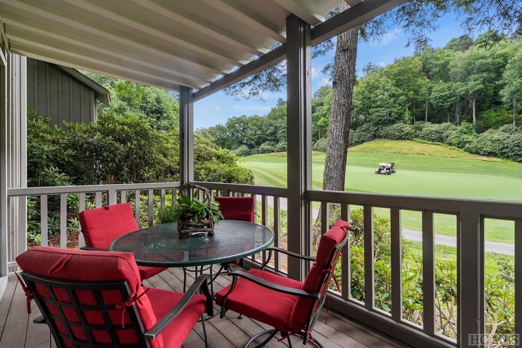 247 Chestnut Cove, Highlands NC Real Estate Listing MLS 100530