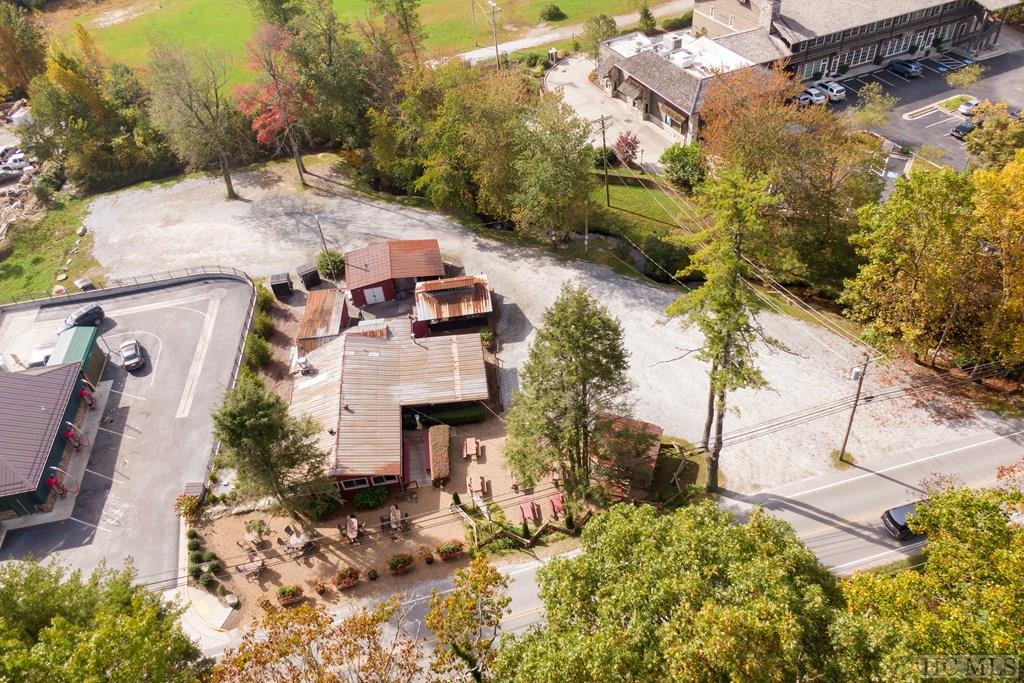 Commercial Real Estate CashiersHighlandsSapphire Valley NC