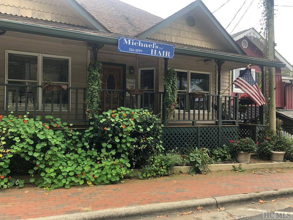 121-main-street-highlands-nc-real-estate-listing-mls-97669