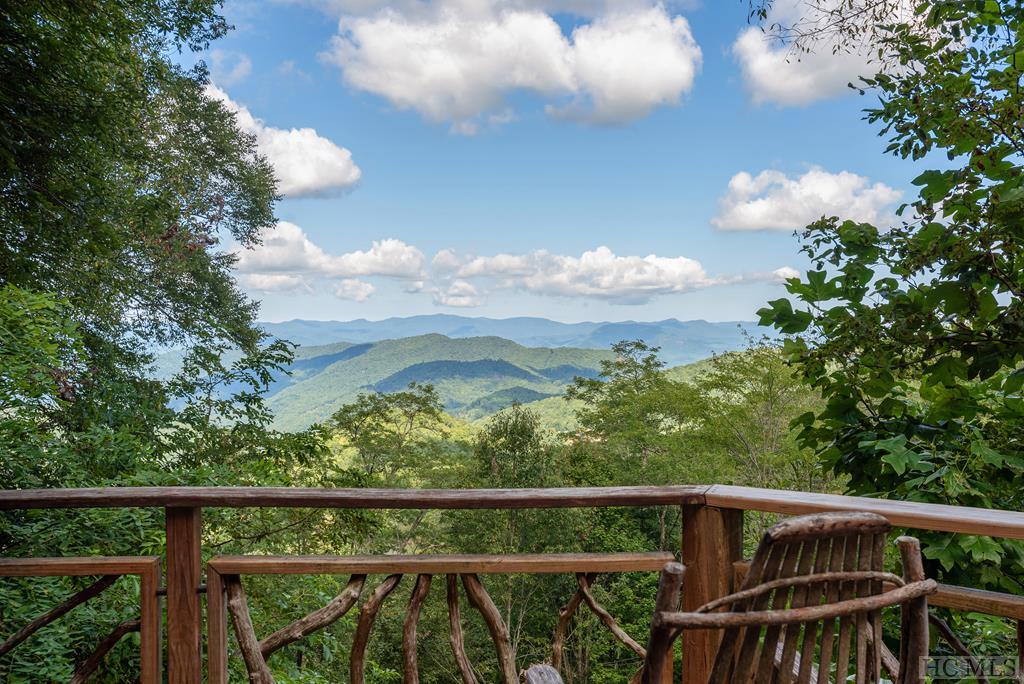 130 Moonshine Ridge, Cullowhee NC Real Estate Listing MLS 100857