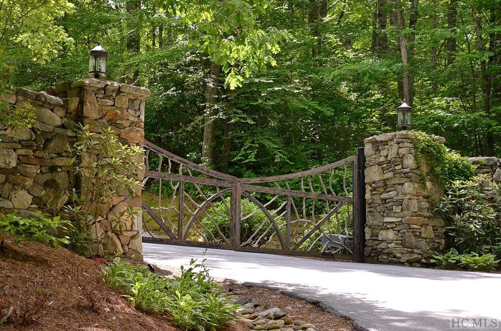 Cedar Hill Cashiers NC Land for Sale Silver Creek Real Estate Group