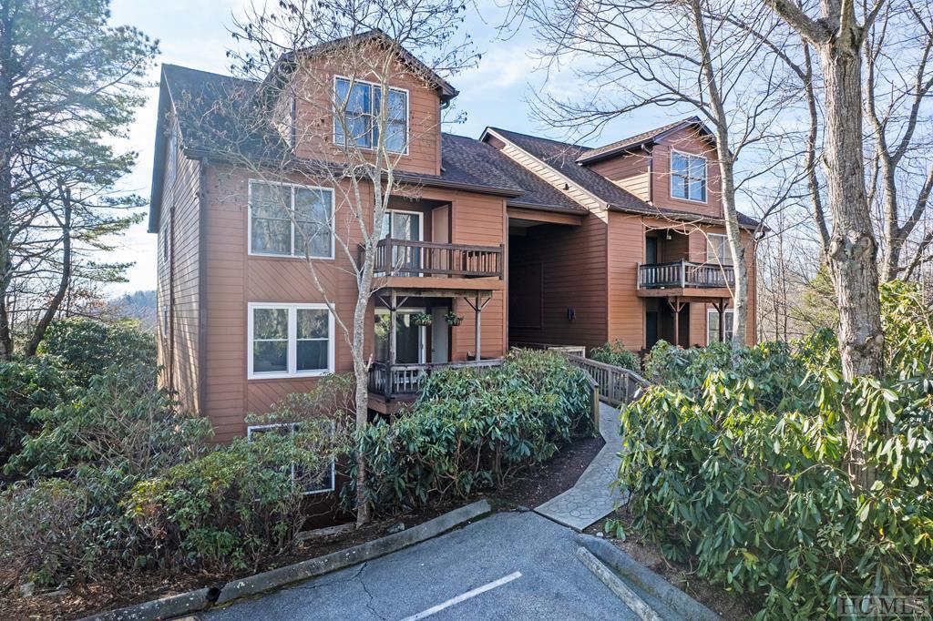 135 Toxaway Views Drive, Lake Toxaway NC Real Estate Listing MLS 101126